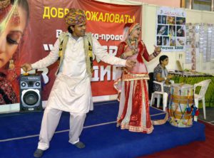 Индийские танцы на выставке